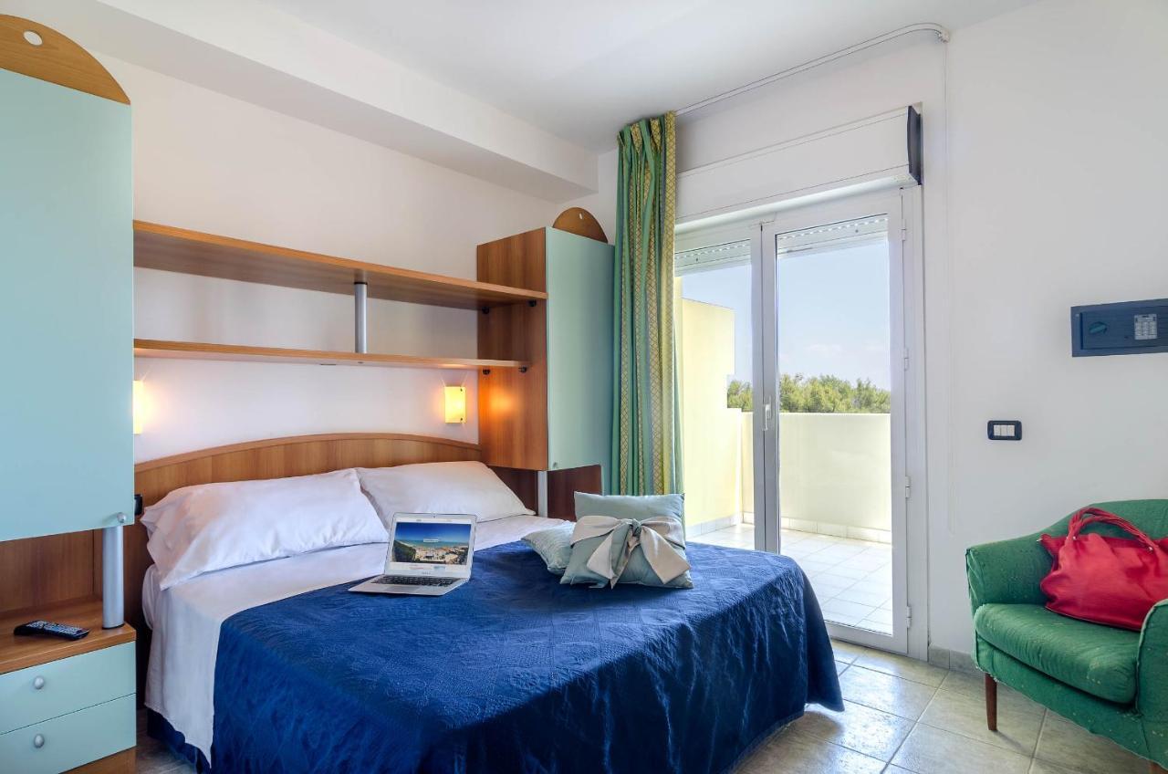 Residence Costa Alba Adriatica Esterno foto