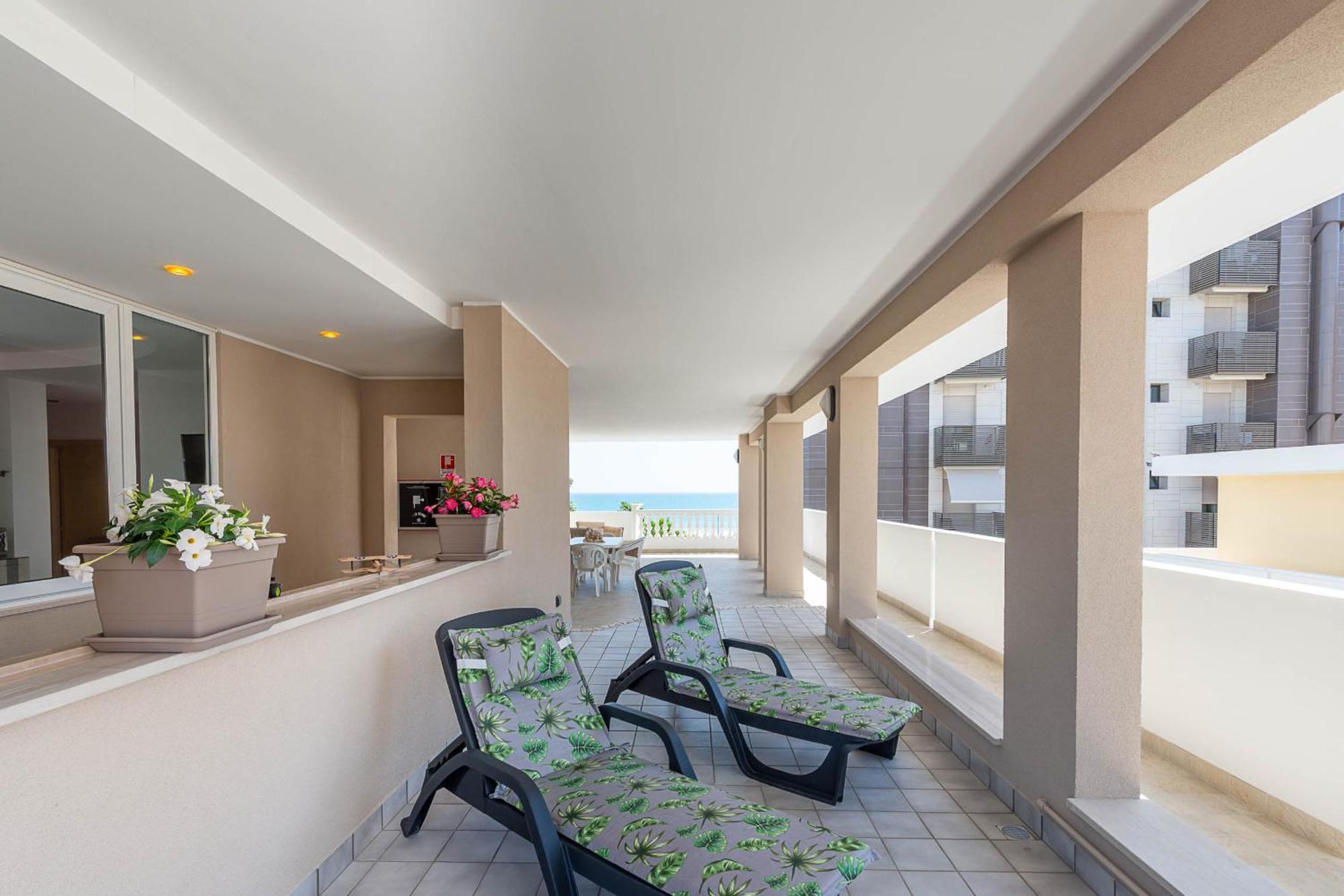 Residence Costa Alba Adriatica Esterno foto