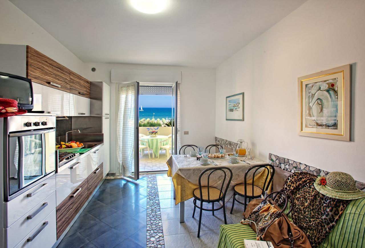 Residence Costa Alba Adriatica Esterno foto
